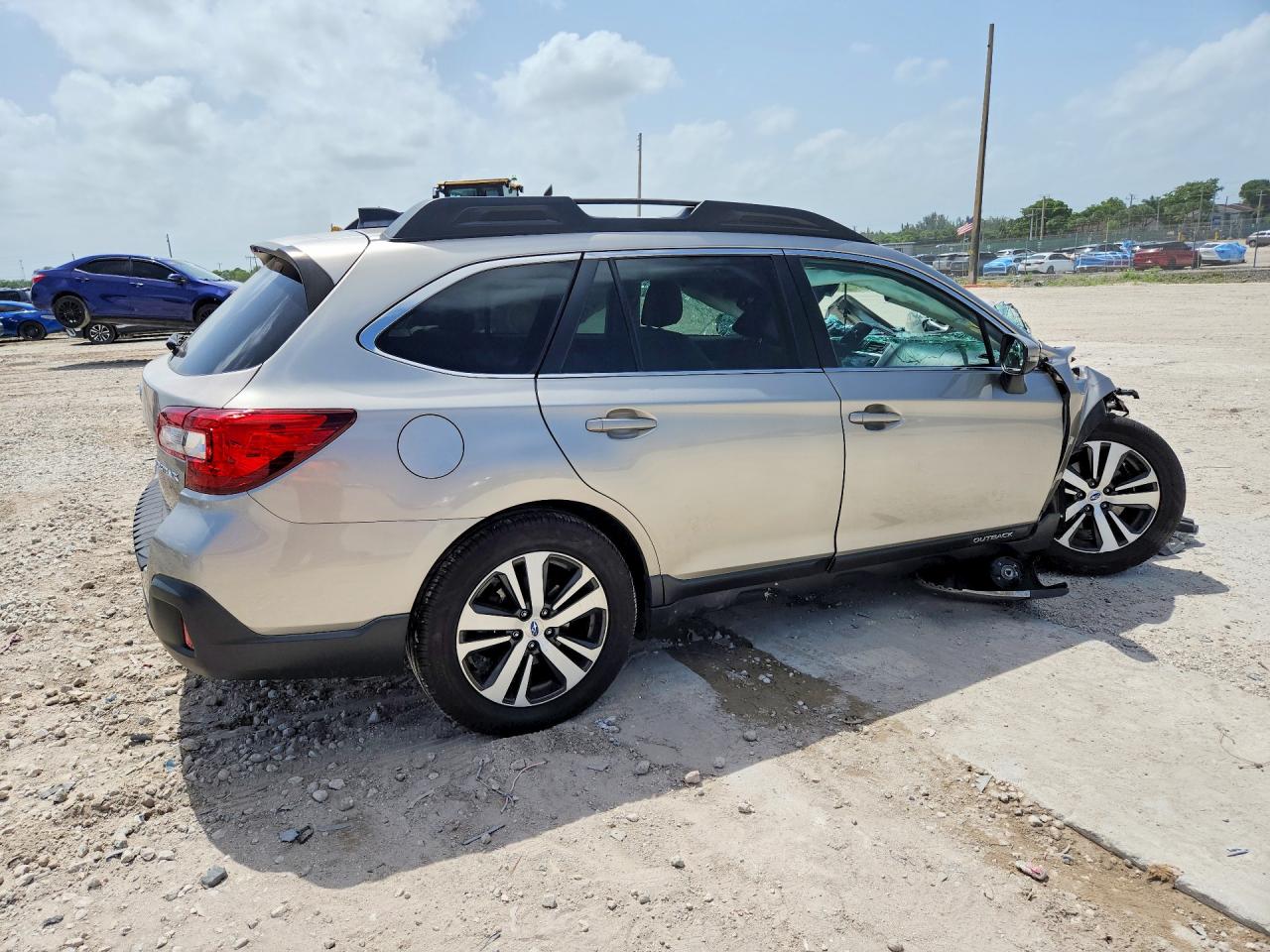 4S4BSAJC9K3253736 · 2019 SUBARU OUTBACK · 3/14