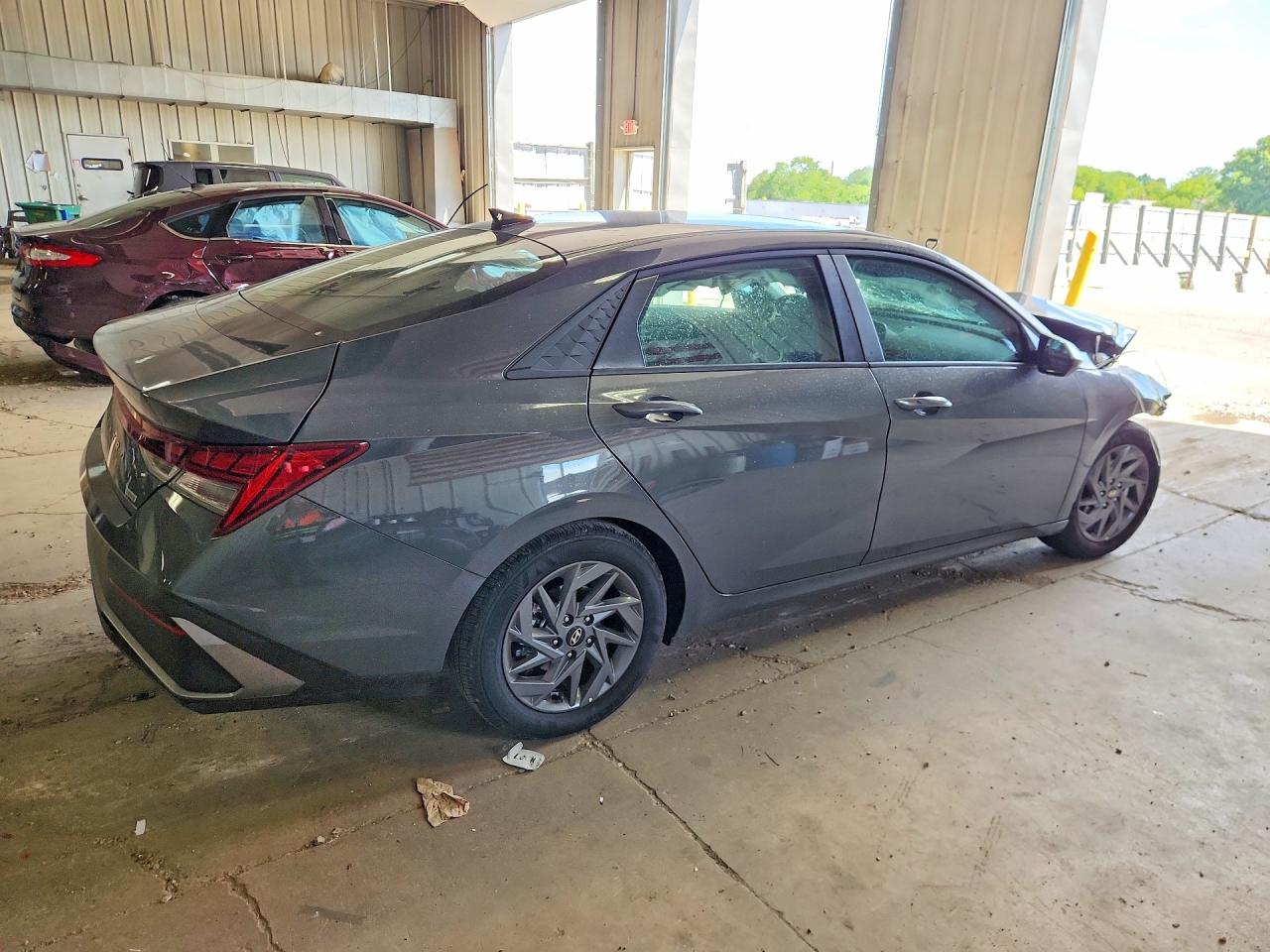 KMHLM4DJ0TU202700 · 2026 HYUNDAI ELANTRA HYBRID · 3/13