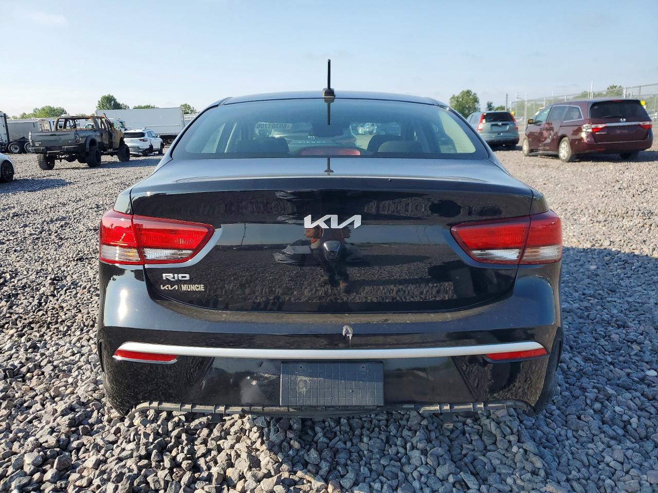 3KPA24AD9NE454866 · 2022 KIA RIO · 6/13