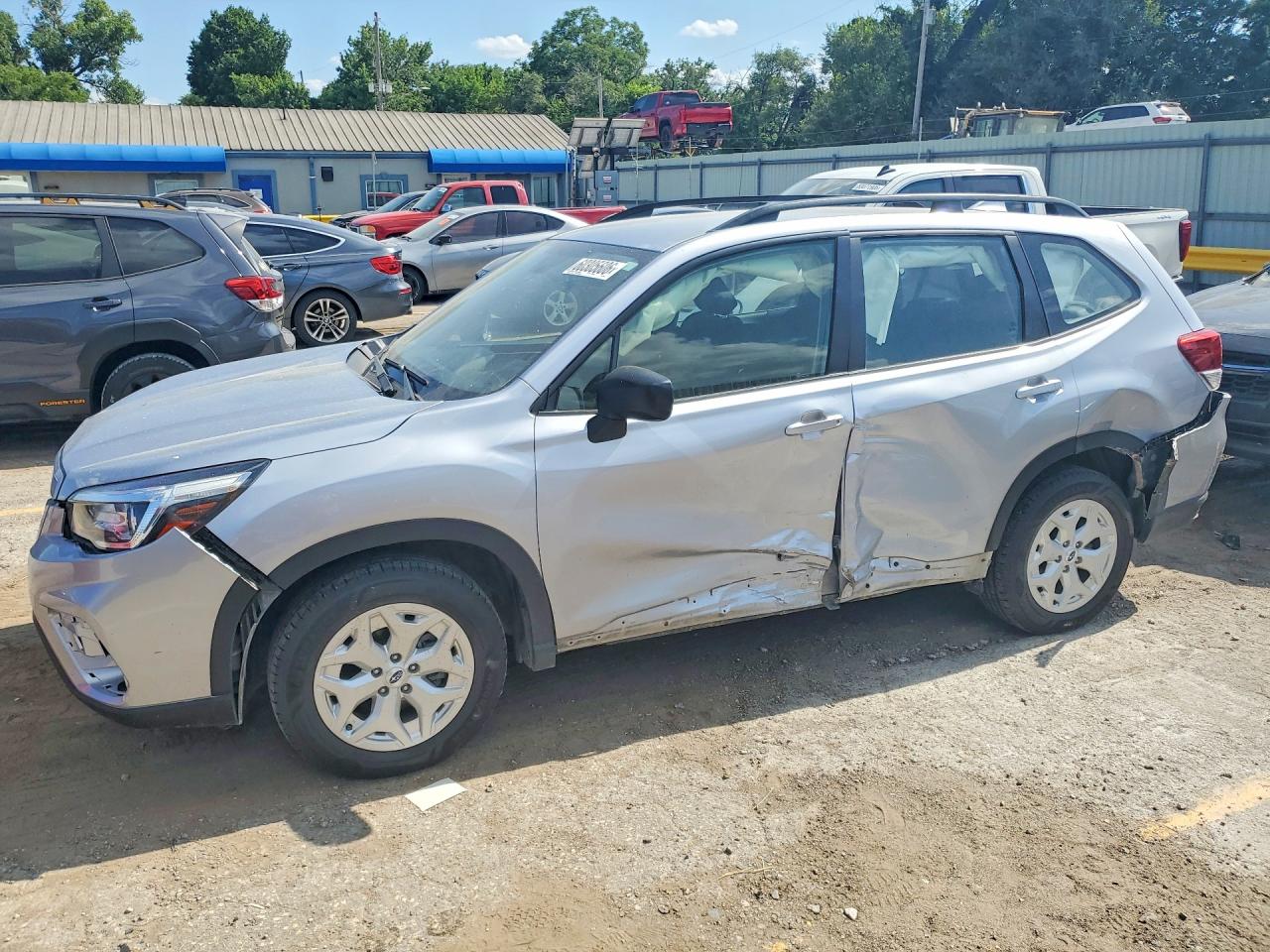 JF2SKACC6KH475852 · 2019 SUBARU FORESTER