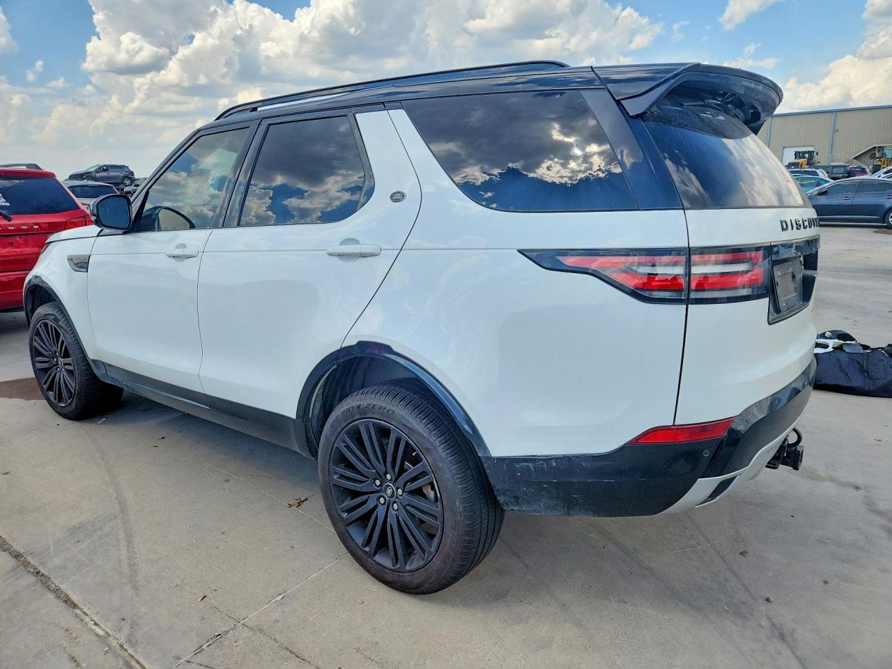 SALRR2RK8JA073487 · 2018 LAND ROVER DISCOVERY · 2/12