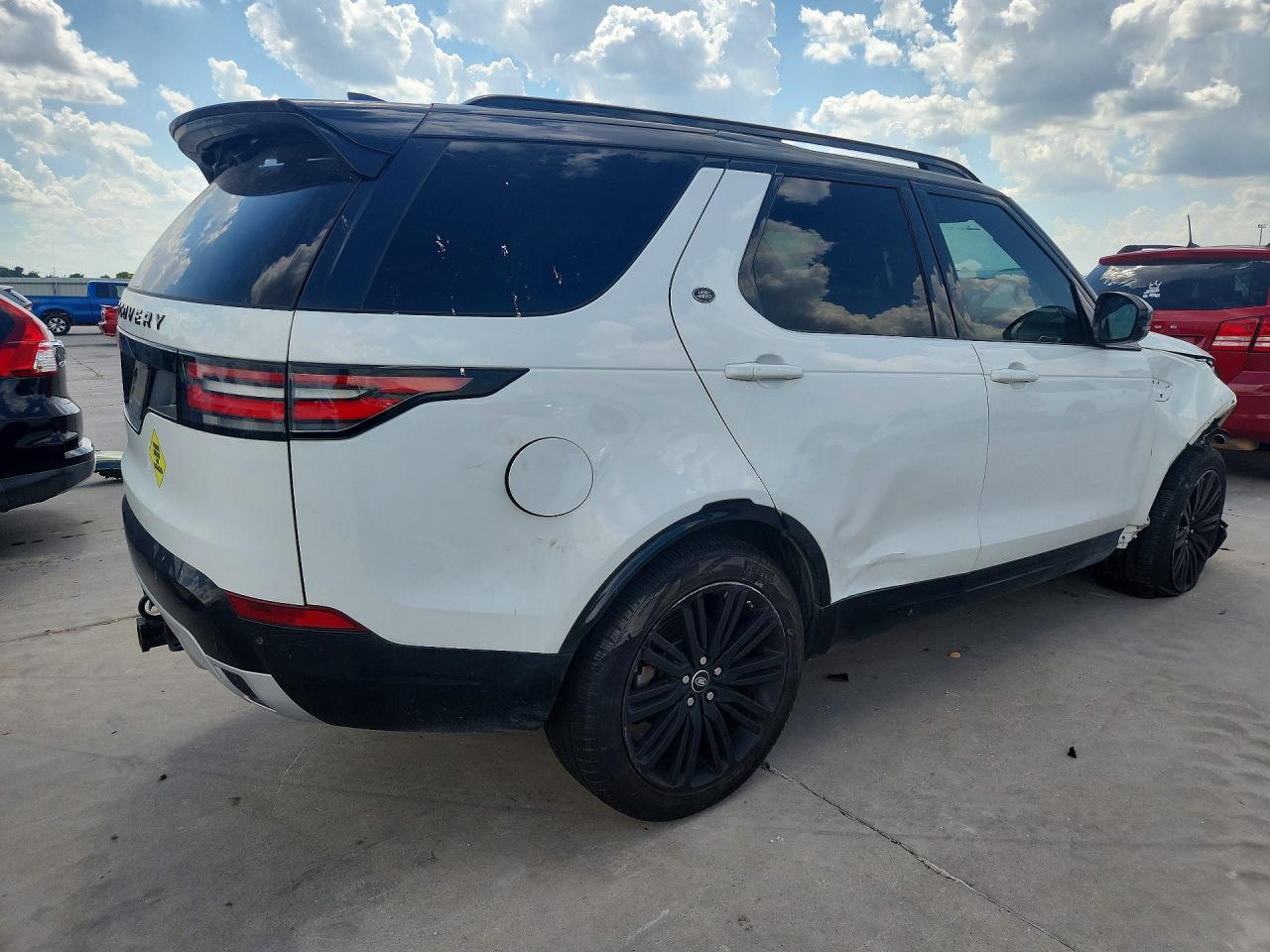 SALRR2RK8JA073487 · 2018 LAND ROVER DISCOVERY · 3/12