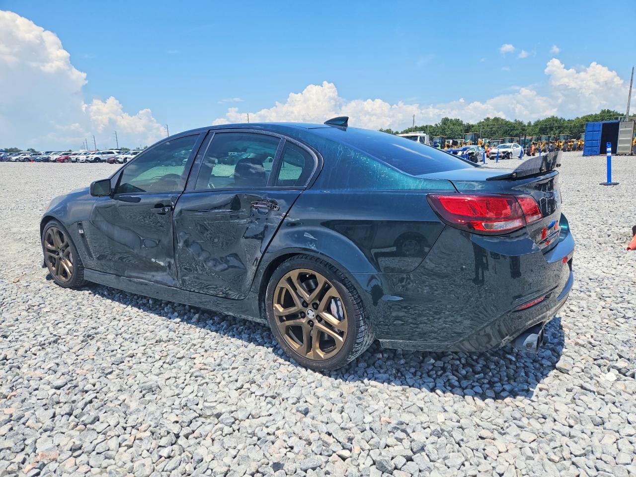 6G3F15RW3FL110935 · 2015 CHEVROLET SS · 2/12