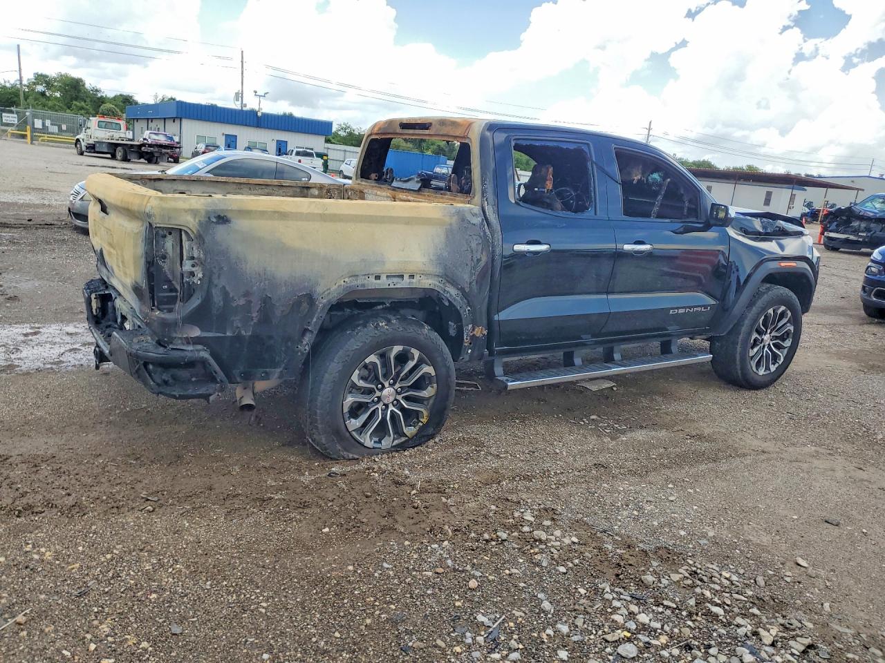 1GTP2FEKXS1205053 · 2025 GMC CANYON · 3/12