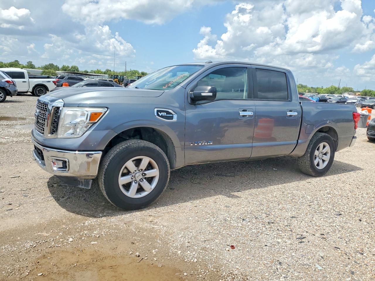 1N6AA1EK8HN543044 · 2017 NISSAN TITAN