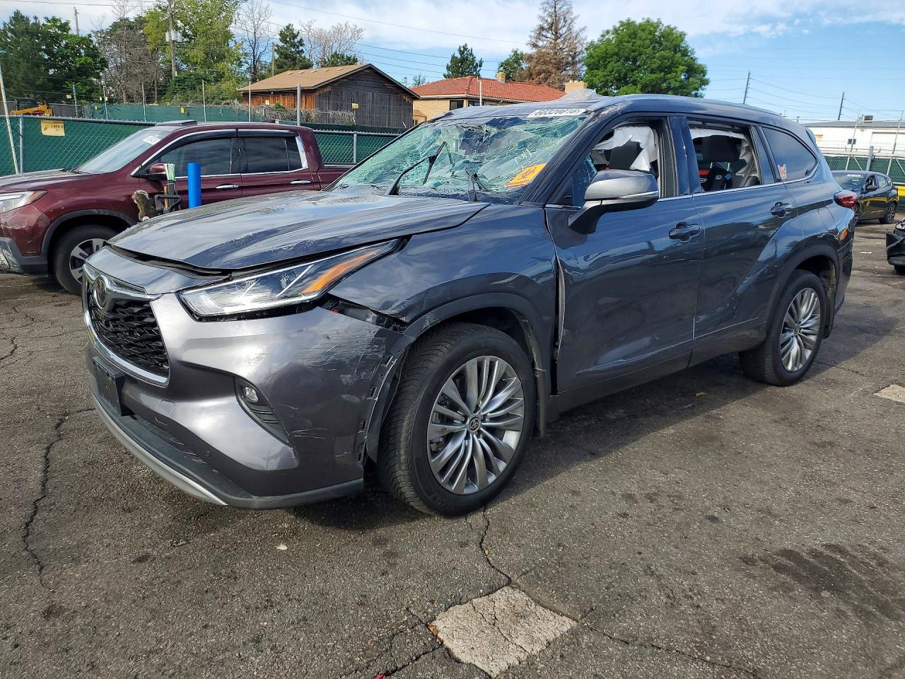 5TDFZRBH6MS069110 · 2021 TOYOTA HIGHLANDER