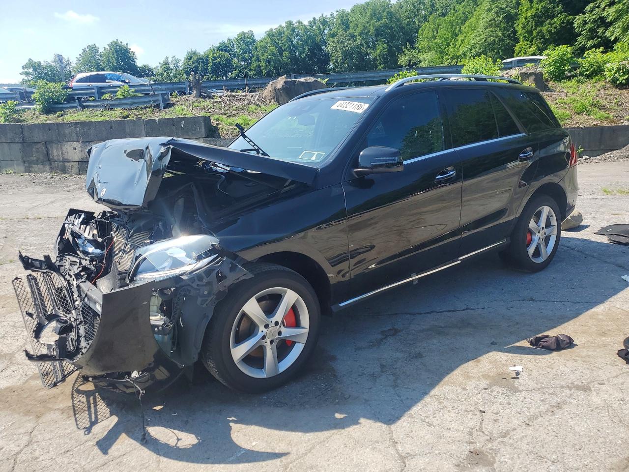 4JGDA5HBXJB122898 · 2018 MERCEDES-BENZ GLE