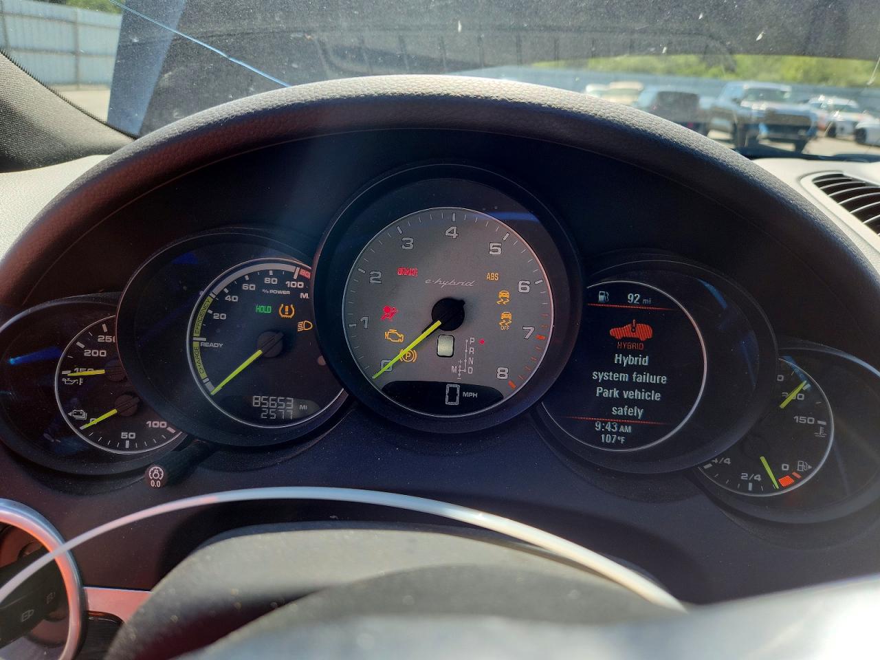WP1AE2A26JLA71879 · 2018 PORSCHE CAYENNE · 9/13