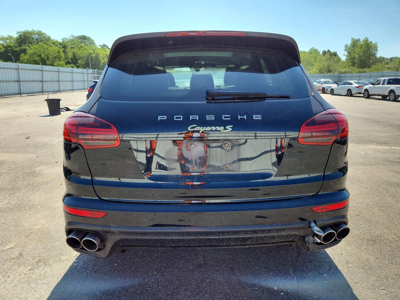 WP1AE2A26JLA71879 · 2018 PORSCHE CAYENNE · 6/13