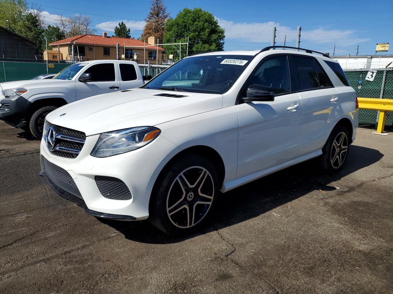 4JGDA5JB5HA981701 · 2017 MERCEDES-BENZ GLE