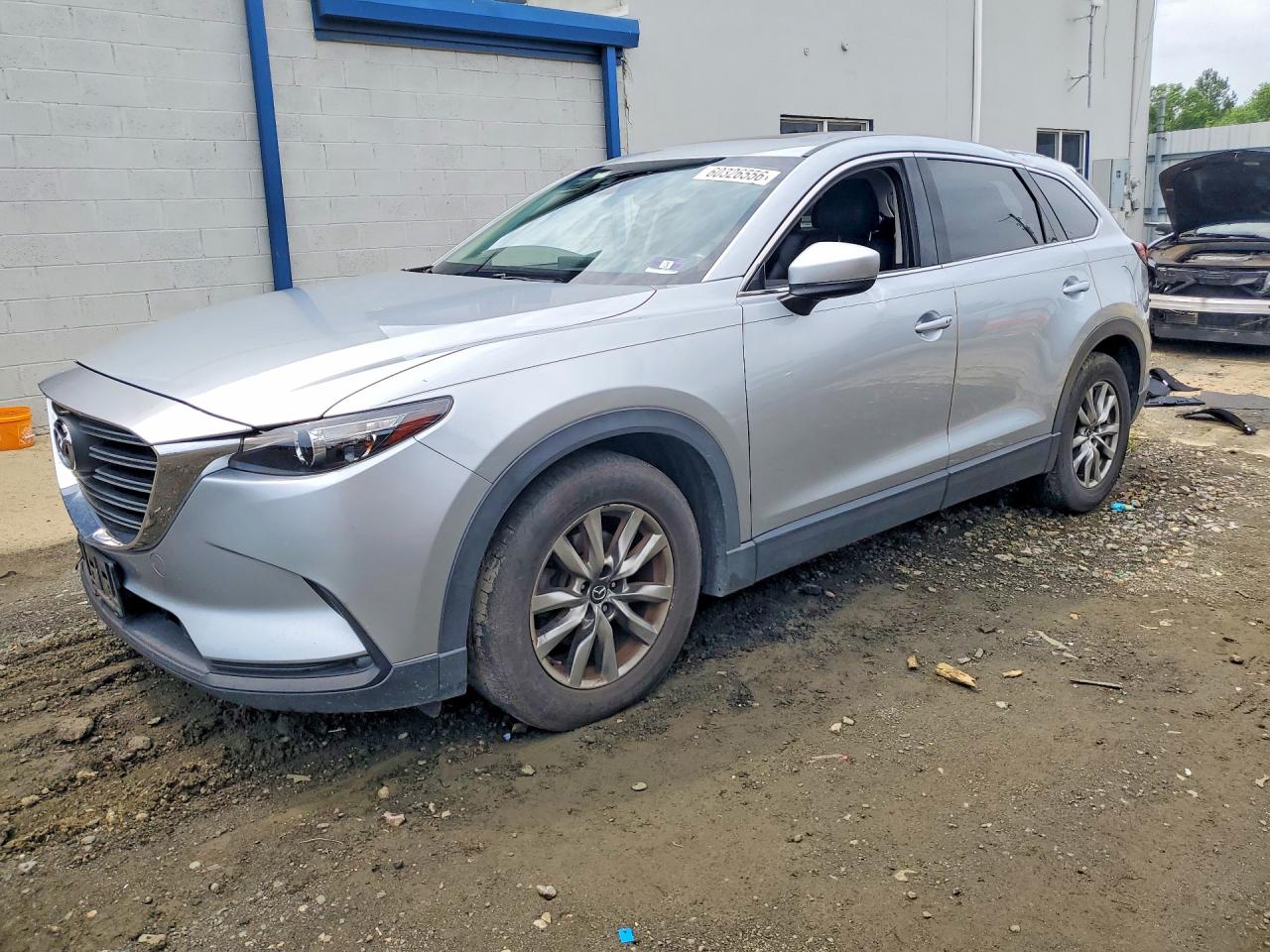 JM3TCBCY5G0111405 · 2016 MAZDA CX-9