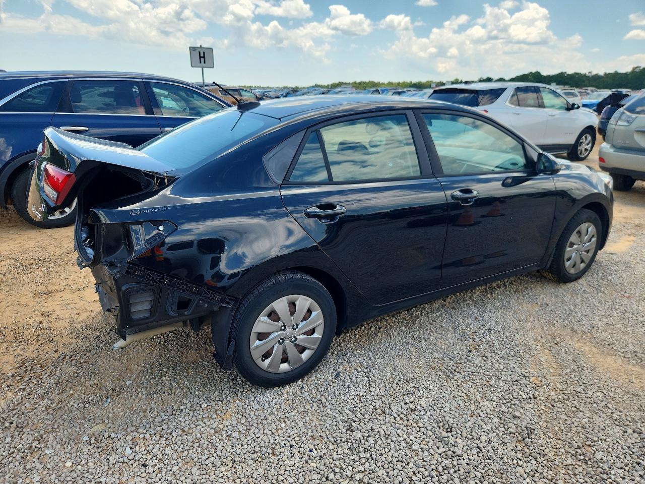 3KPA24ABXKE200951 · 2019 KIA RIO · 3/12