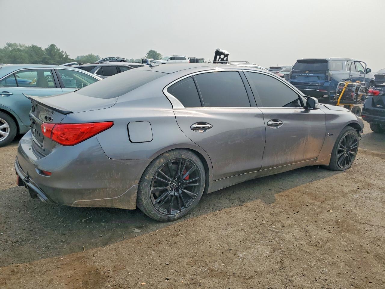JN1FV7AR6GM450520 · 2016 INFINITI Q50 · 3/13