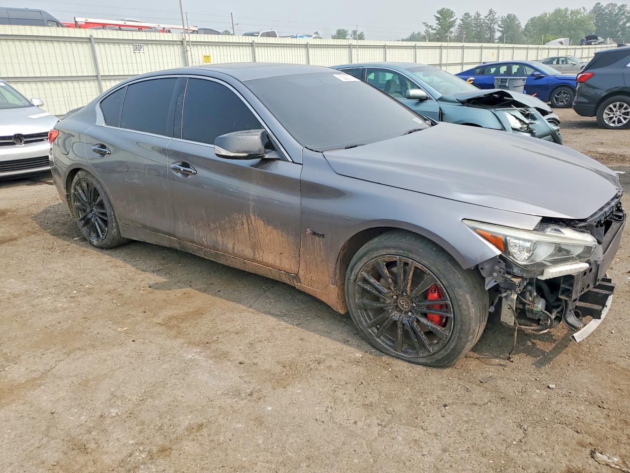 JN1FV7AR6GM450520 · 2016 INFINITI Q50 · 4/13