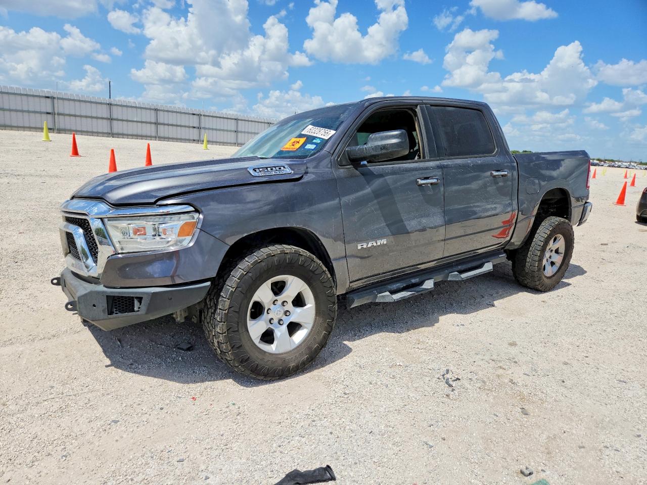 1C6RREFT2LN368318 · 2020 RAM 1500