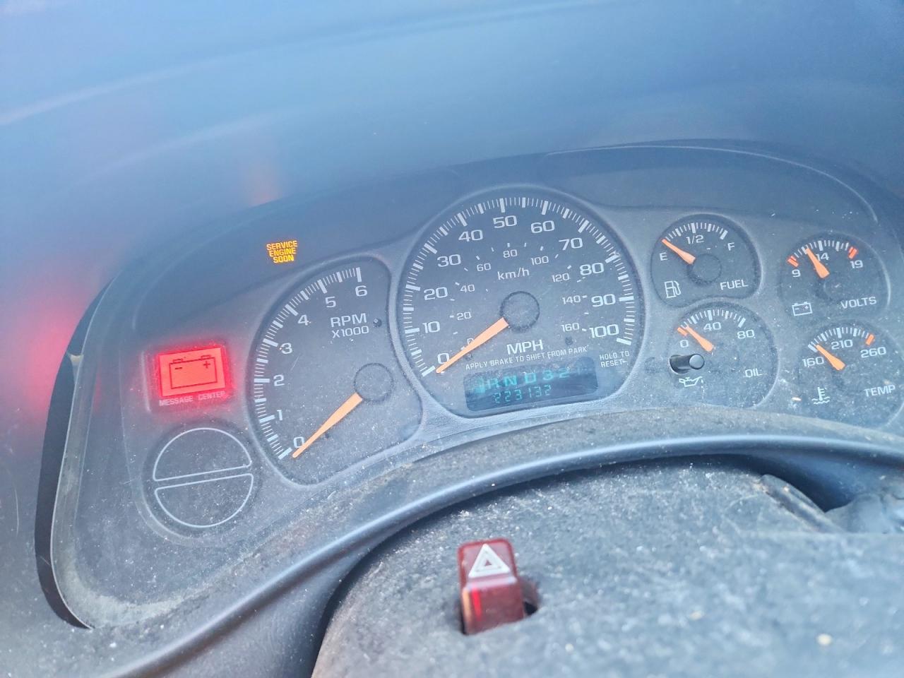 2GCEC19T021388113 · 2002 CHEVROLET SILVERADO · 9/12