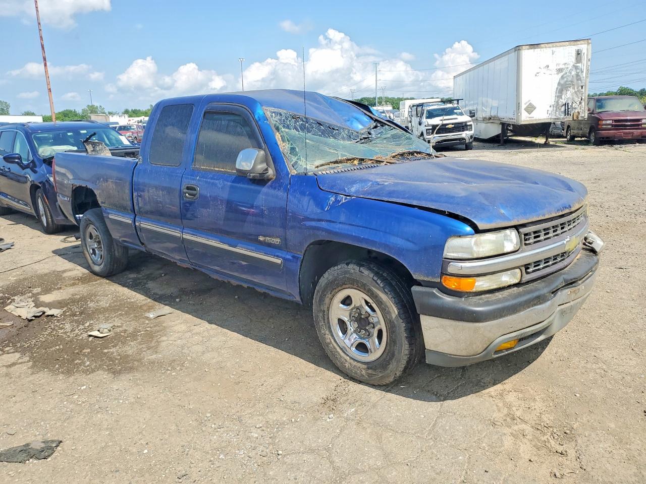 2GCEC19T021388113 · 2002 CHEVROLET SILVERADO · 4/12