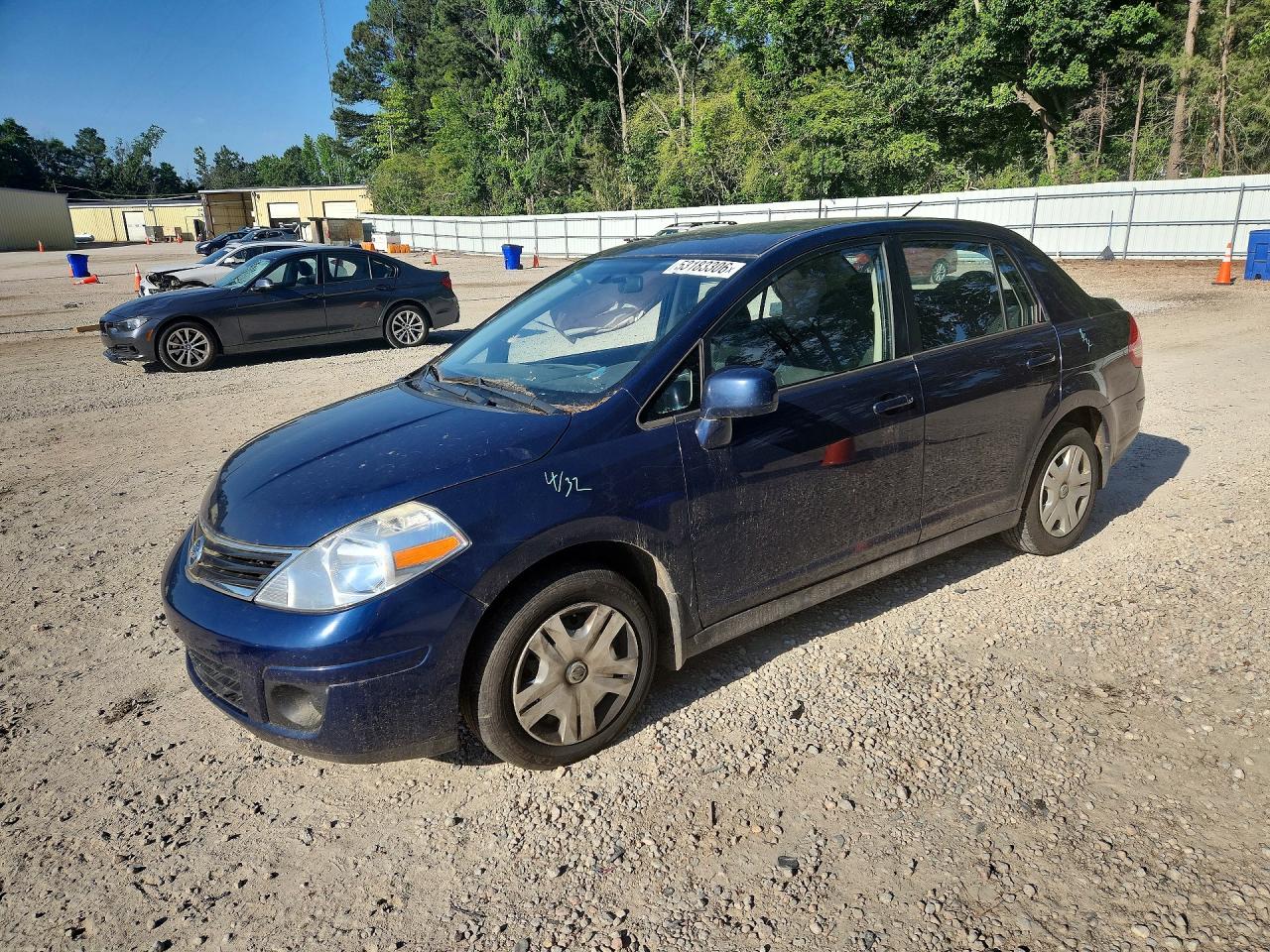 3N1BC1AP0BL498338 · 2011 NISSAN VERSA