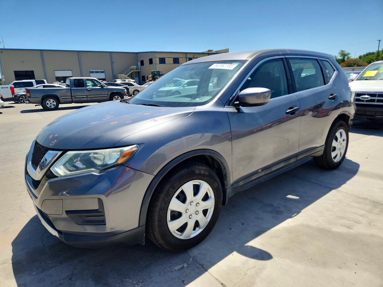 2017 NISSAN ROGUE