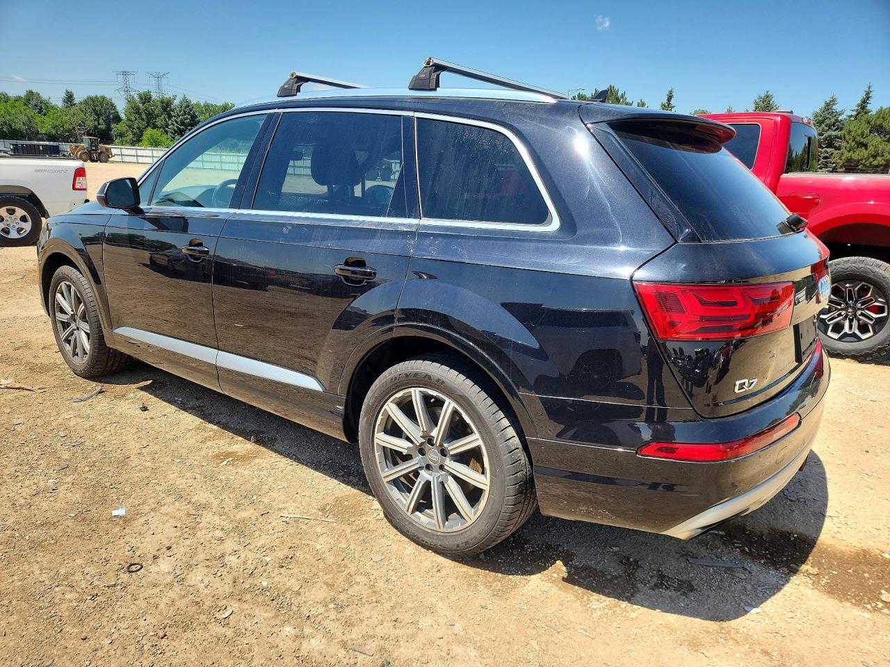 WA1VAAF72HD034193 · 2017 AUDI Q7 · 2/12