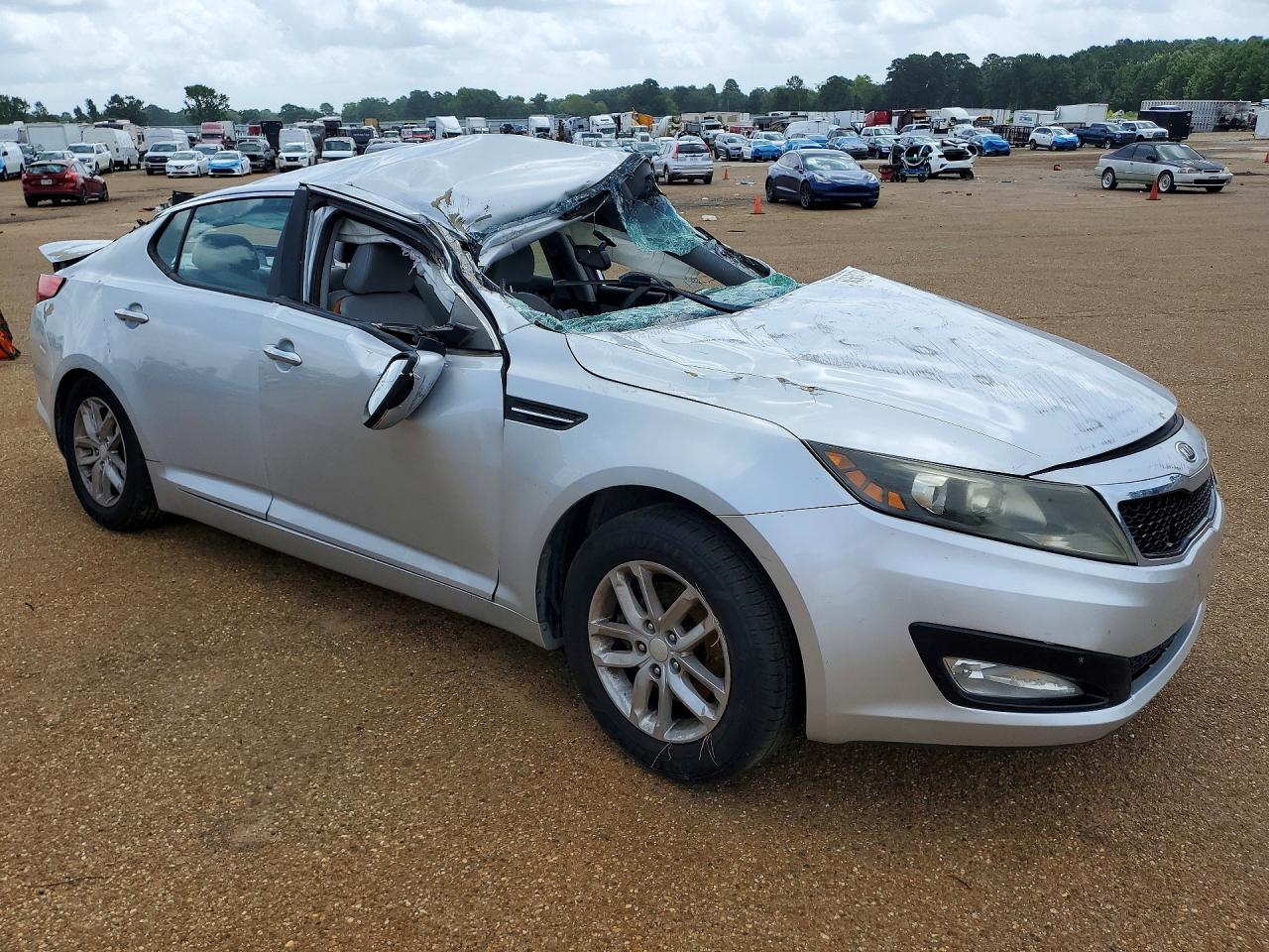 5XXGM4A75CG022097 · 2012 KIA OPTIMA · 4/12