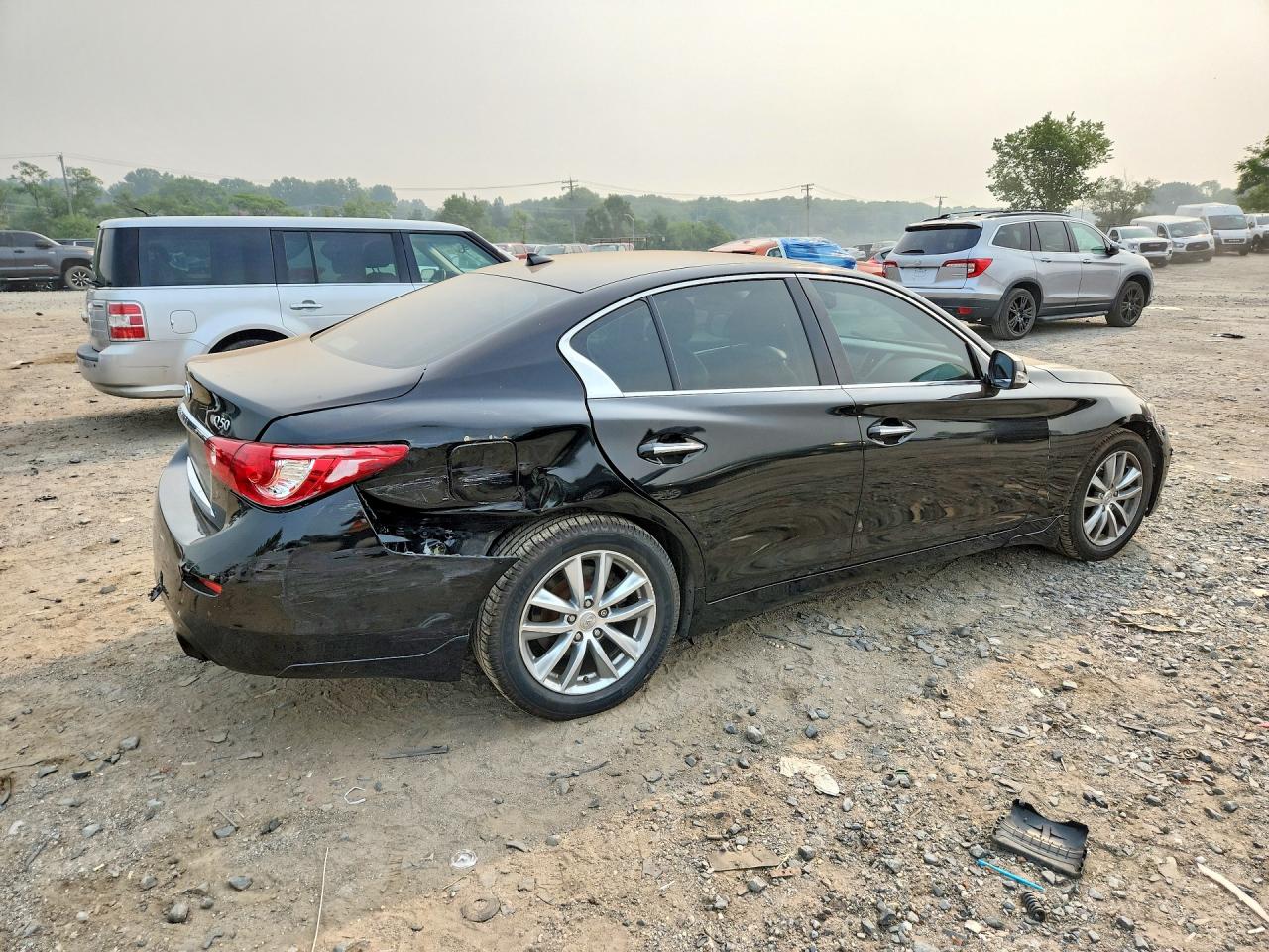 JN1BV7AR2FM391690 · 2015 INFINITI Q50 · 3/12