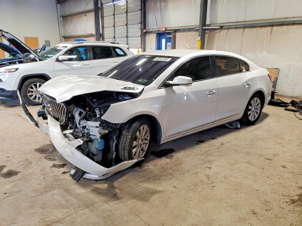 1G4GB5GRXFF289495 · 2015 BUICK LACROSSE