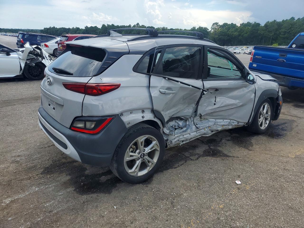 KM8K62AB6PU946945 · 2023 HYUNDAI KONA · 3/13