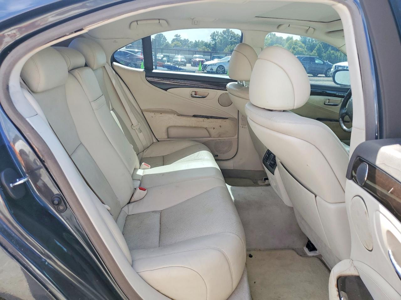 JTHBL46F375025196 · 2007 LEXUS LS · 10/12