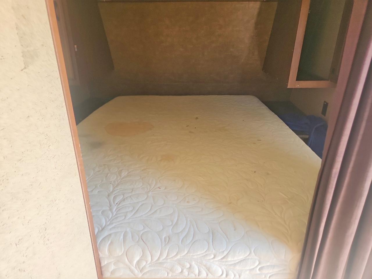 1UJBJ0BL6G17Z0387 · 2016 JAY RV TRAILER · 5/10