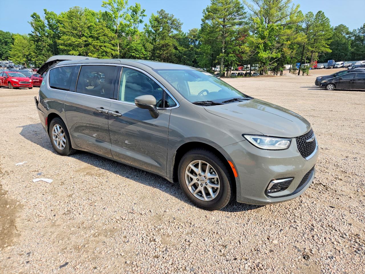 2C4RC1BG4PR586216 · 2023 CHRYSLER PACIFICA · 4/12