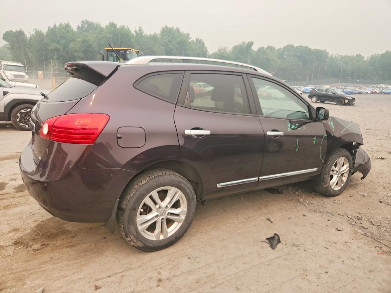 JN8AS5MV1FW756464 · 2015 NISSAN ROGUE SELECT · 3/14