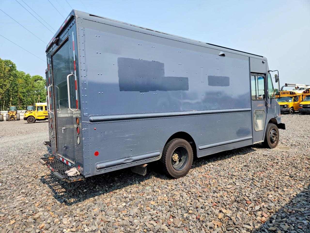 4UZAC2GA8MCMM9299 · 2021 FREIGHTLINER CHASSIS · 3/13