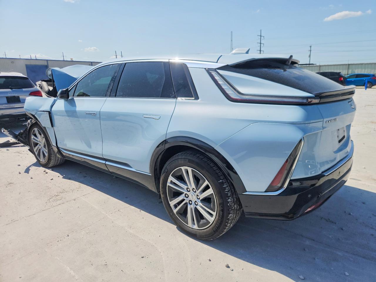 1GYKPMRK0RZ134803 · 2024 CADILLAC LYRIQ · 2/14