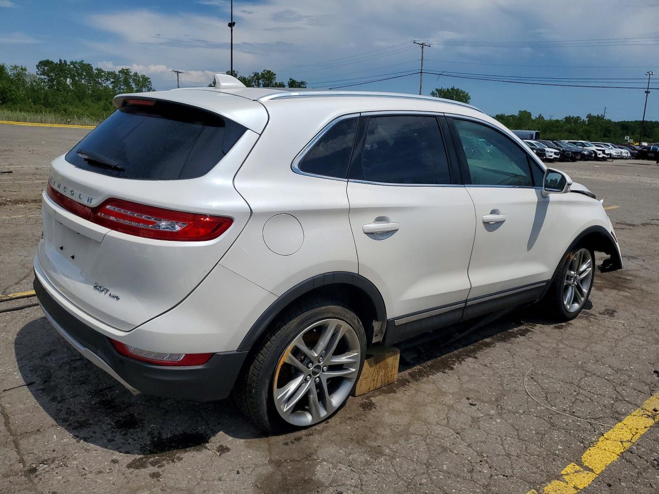5LMCJ3D9XJUL14147 · 2018 LINCOLN MKC · 3/13