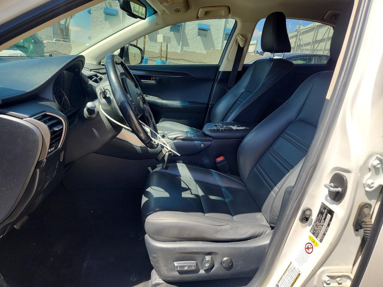 JTJYARBZXF2006480 · 2015 LEXUS NX · 7/12