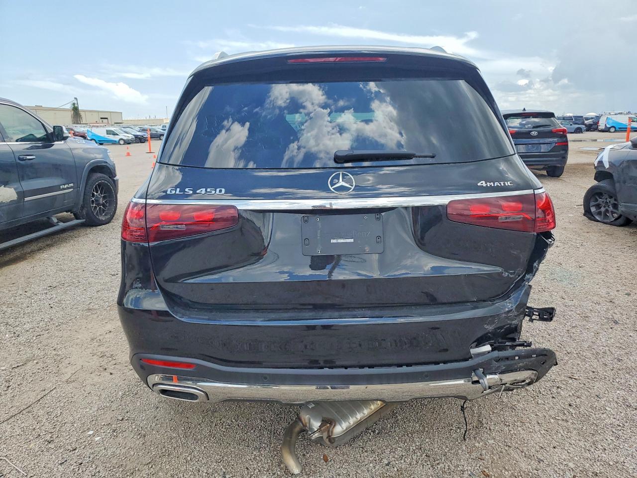 4JGFF5KE9TB634670 · 2026 MERCEDES-BENZ GLS · 6/14