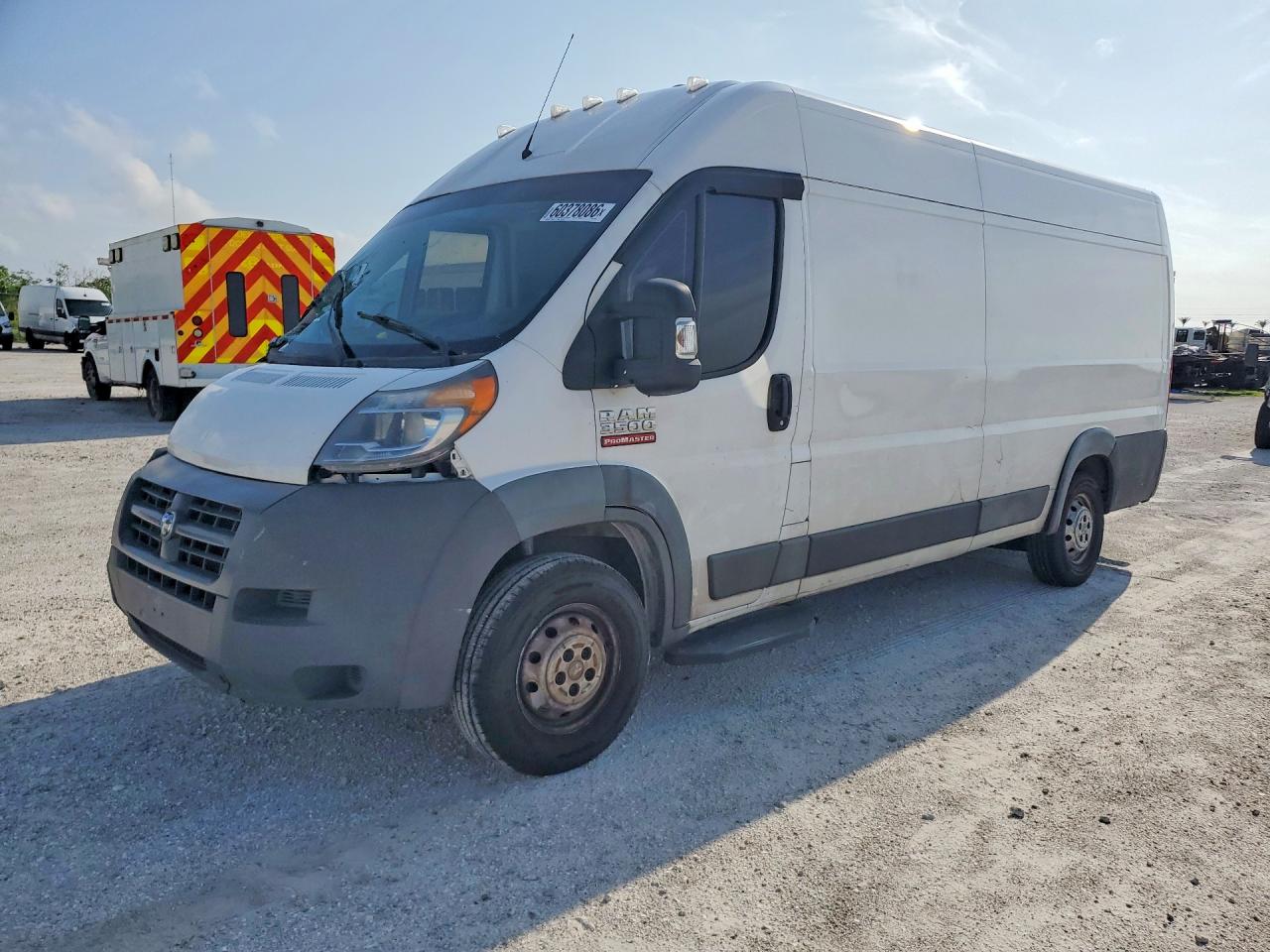 3C6URVJG9HE535595 · 2017 RAM PROMASTER 3500