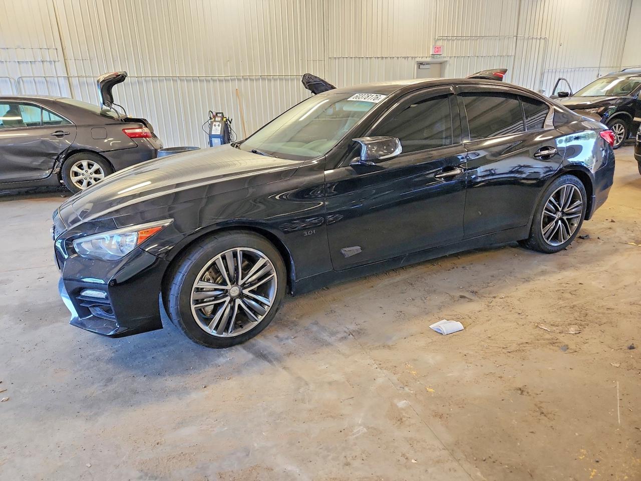 JN1EV7ARXGM346723 · 2016 INFINITI Q50