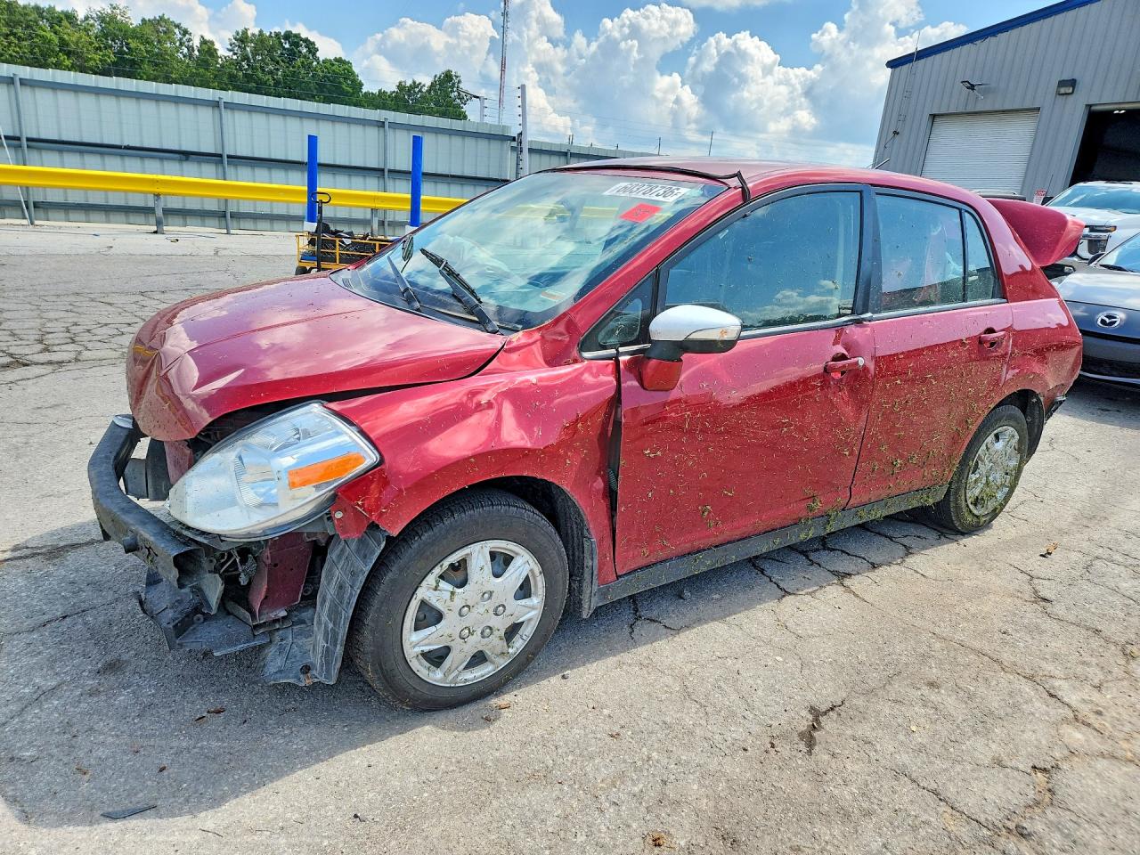 3N1BC1AP7BL453736 · 2011 NISSAN VERSA