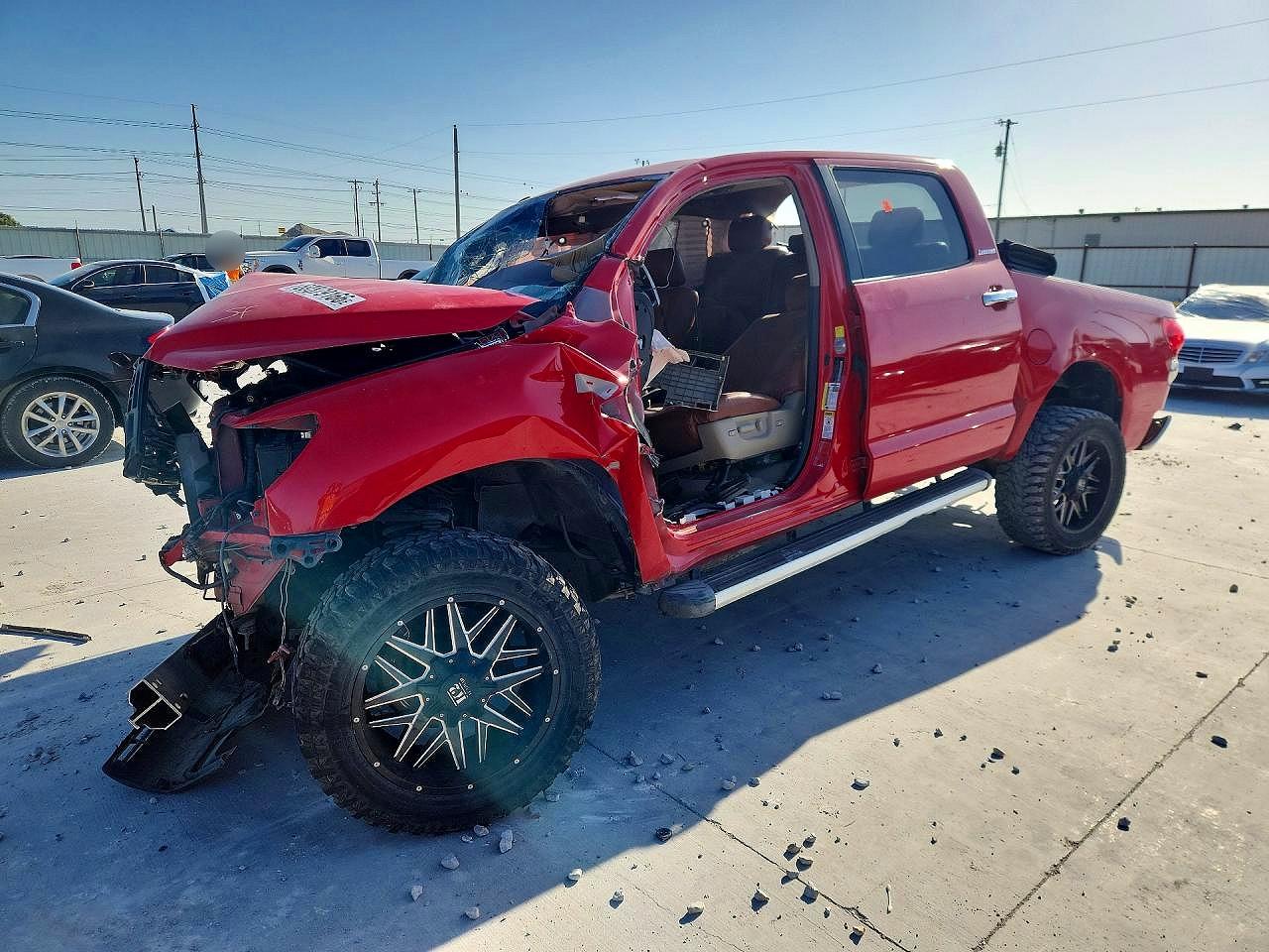 5TFFY5F16BX100906 · 2011 TOYOTA TUNDRA