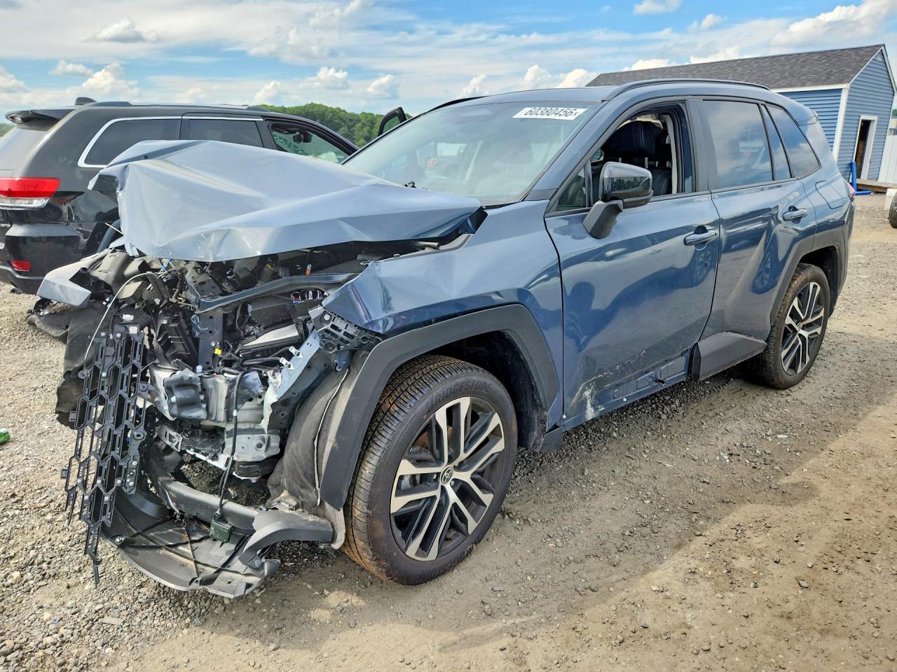 JTM6CRAV6TD302535 · 2026 TOYOTA RAV4
