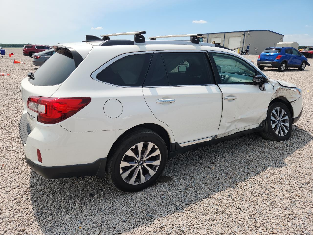 4S4BSATC1H3358907 · 2017 SUBARU OUTBACK · 3/12