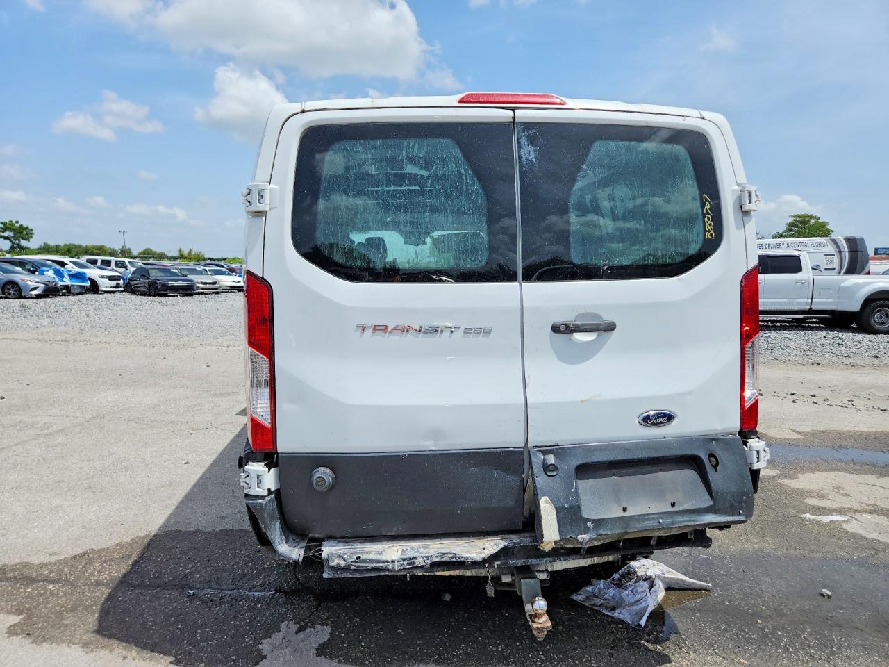 1FTYR2ZM5KKB79668 · 2019 FORD TRANSIT · 6/13