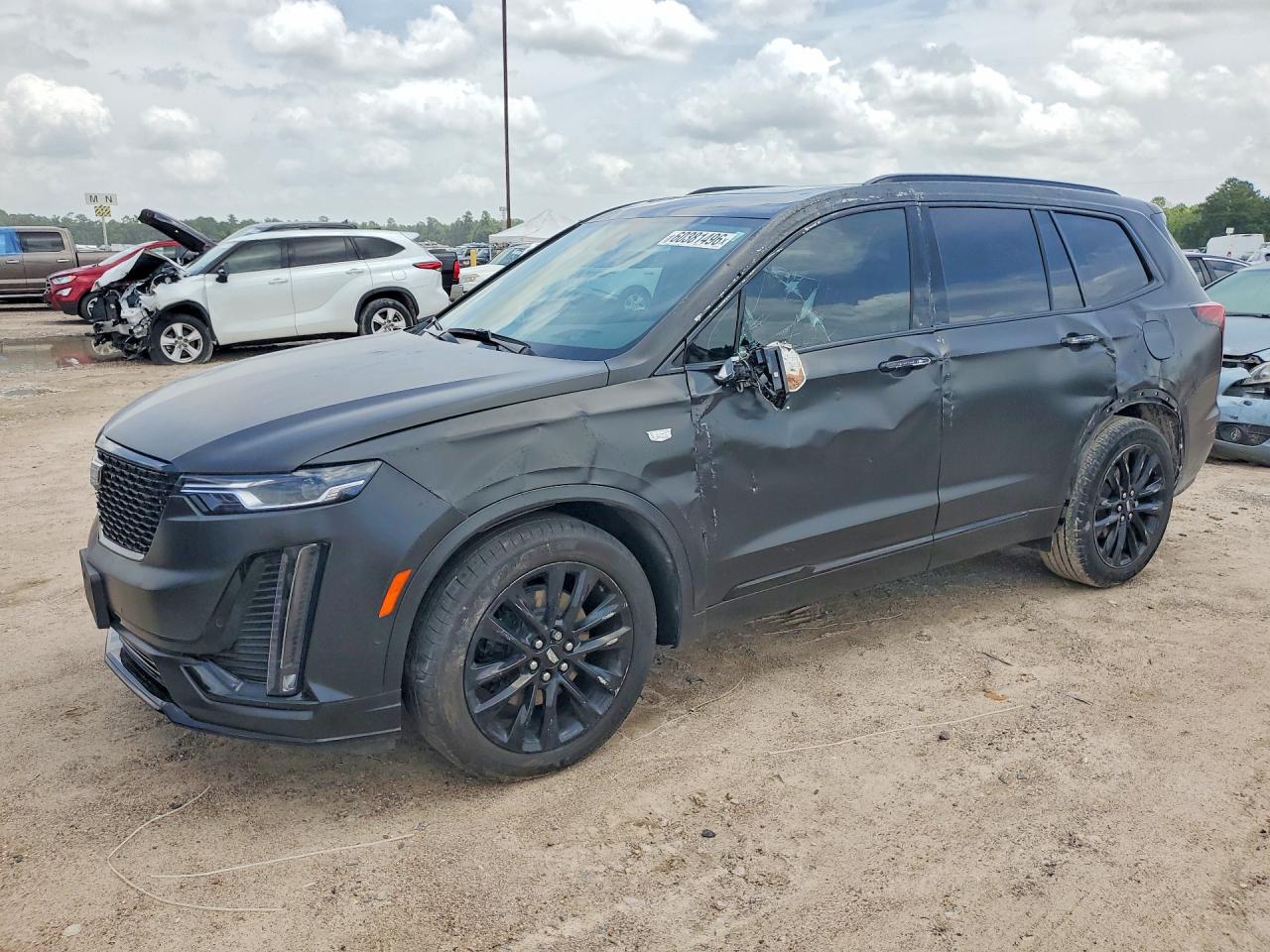 1GYKPCRS1RZ734739 · 2024 CADILLAC XT6