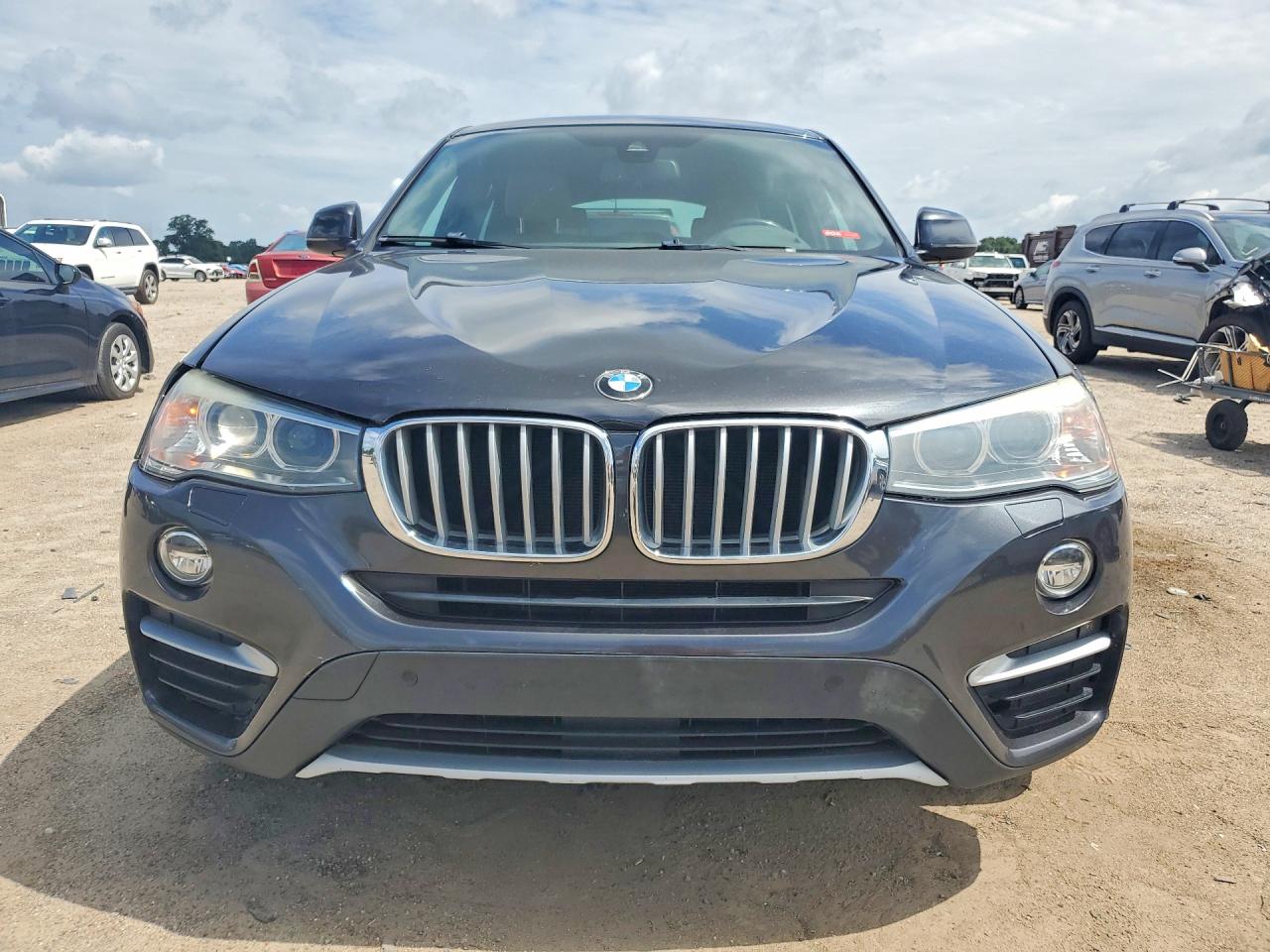 5UXXW3C58J0Z60317 · 2018 BMW X4 · 5/13