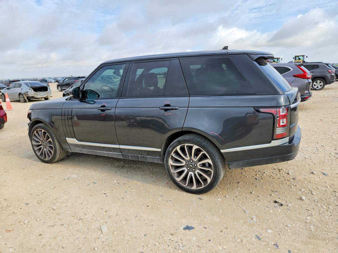 SALGS2EF5GA298429 · 2016 LAND ROVER RANGE ROVER · 2/12