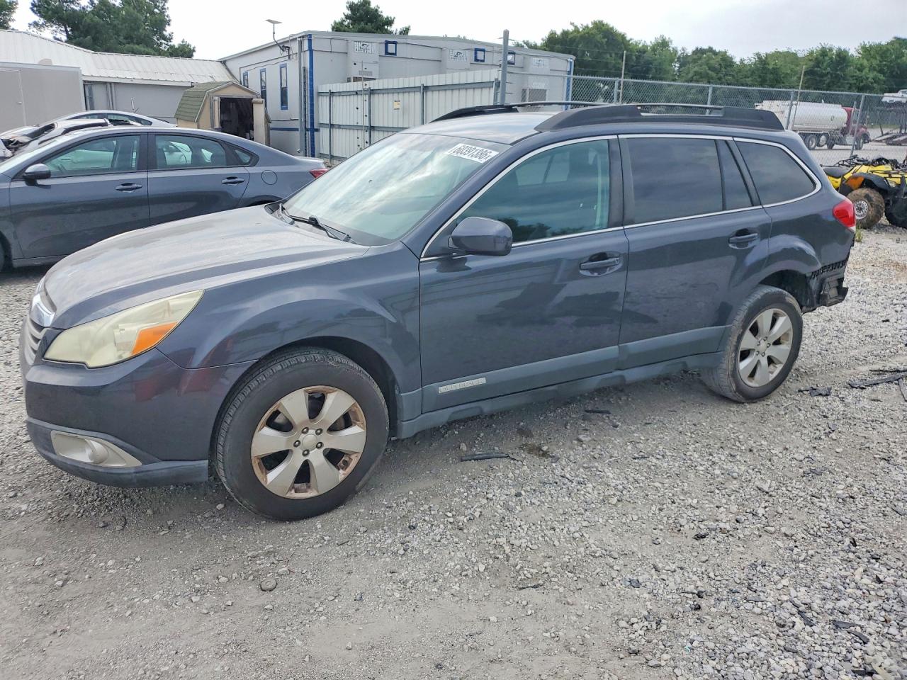 4S4BRCCC7B3321889 · 2011 SUBARU OUTBACK