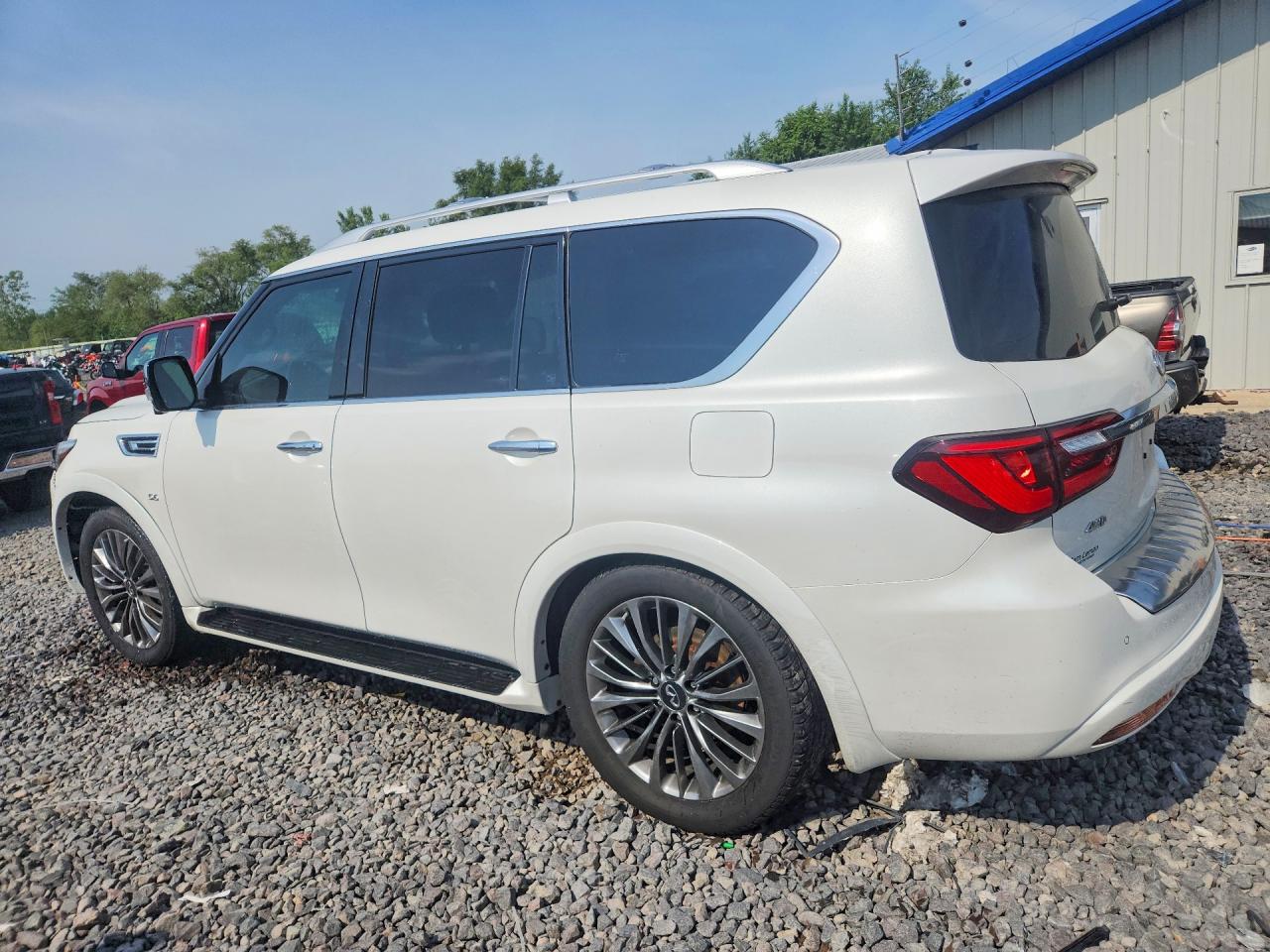 JN8AZ2NE8L9254800 · 2020 INFINITI QX80 · 2/13