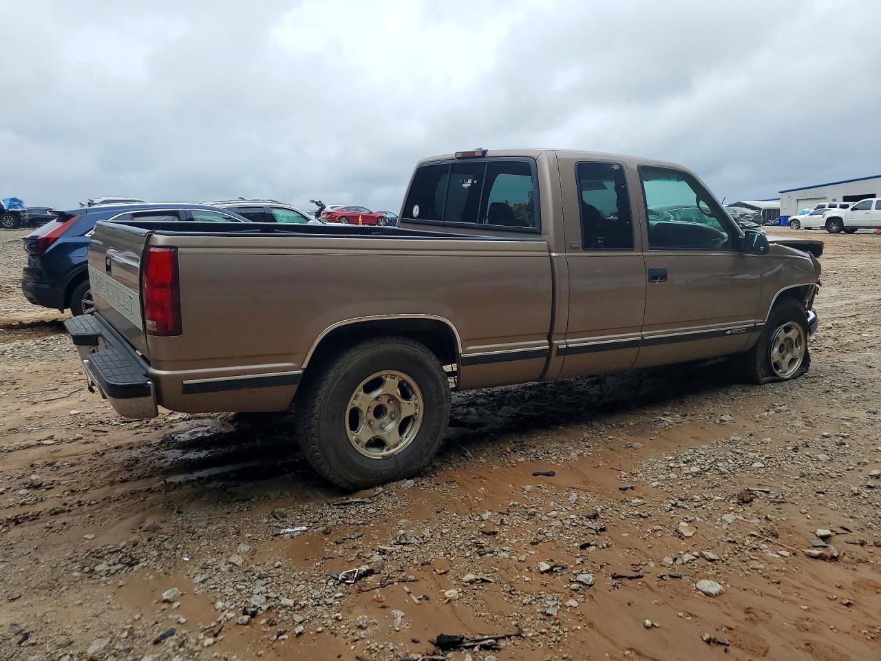 2GCEC19RXV1145966 · 1997 CHEVROLET GMT-400 · 3/12